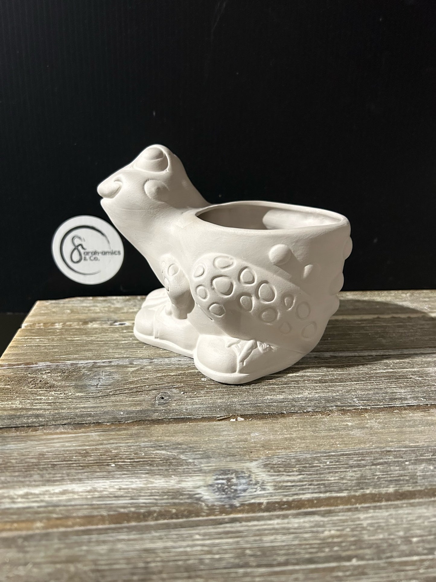 Lenny the Frog Planter Bisque