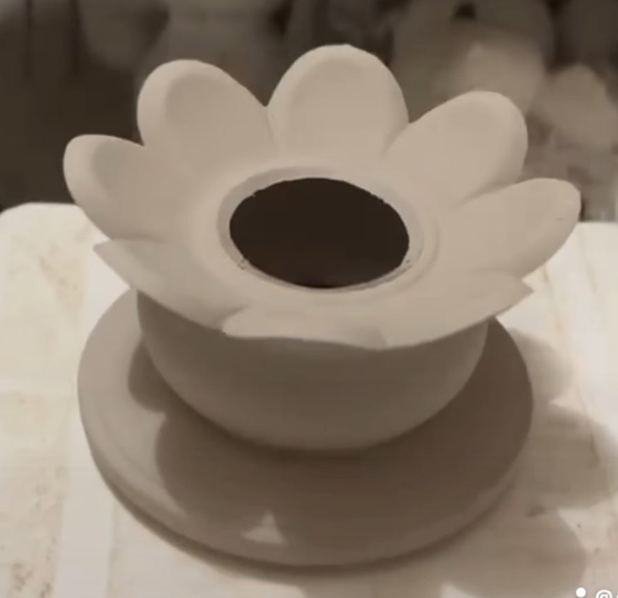 Flower Pen Pot / Flower Pot Bisque
