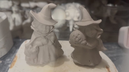 Mini Witches Bisque (pair)