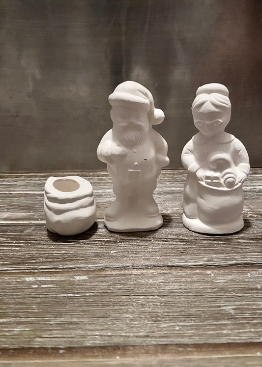 MINI Mr and Mrs Clause Bisque